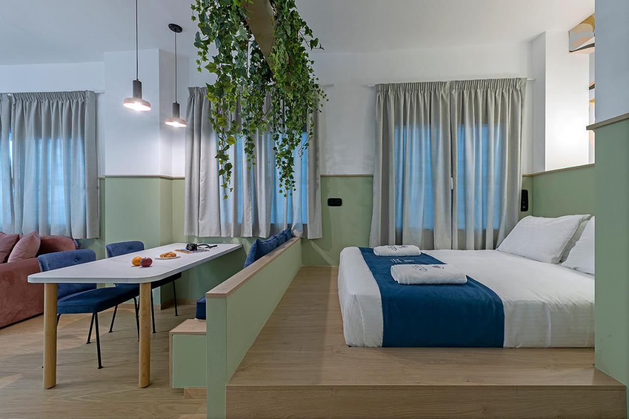 Acro Urban Suites Athena Bagian luar foto